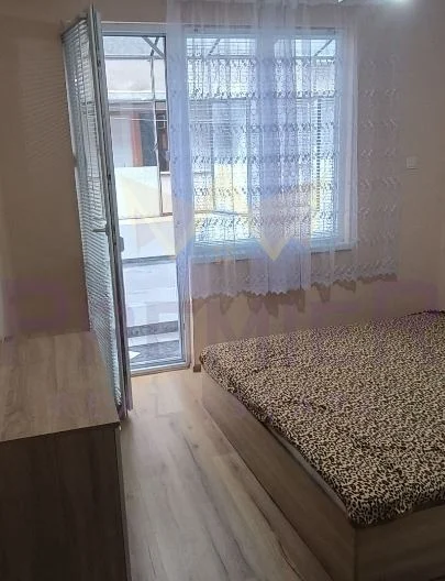 ДВУСТАЕН АПАРТАМЕНТ КОЛХОЗЕН ПАЗАР - - снимка 6 - Имоти Премиер