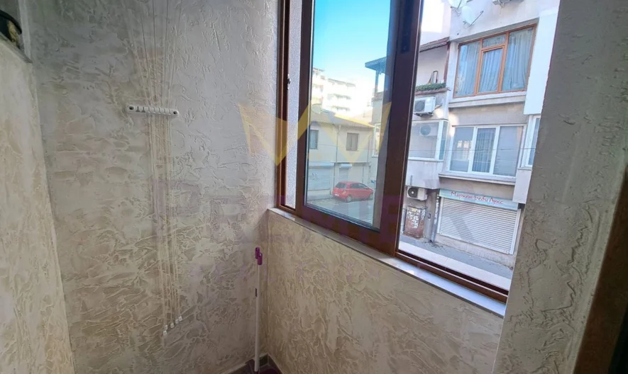 ДВУСТАЕН АПАРТАМЕНТ, КОЛХОЗЕН ПАЗАР - - снимка 7 - Имоти Премиер