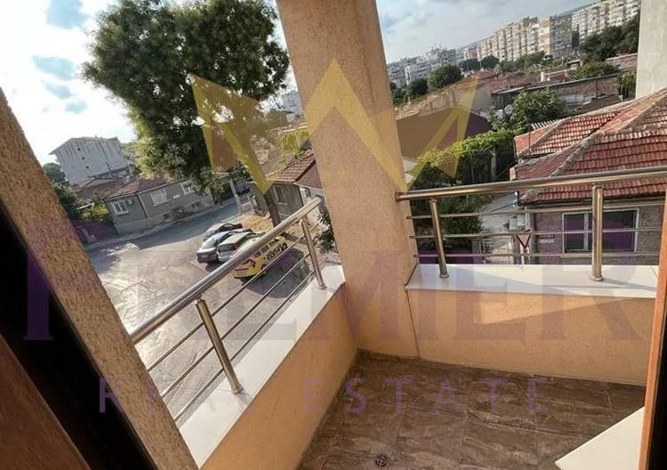 ДВУСТАЕН АПАРТАМЕНТ, КОЛХОЗЕН ПАЗАР -  - снимка 9 - Имоти Премиер