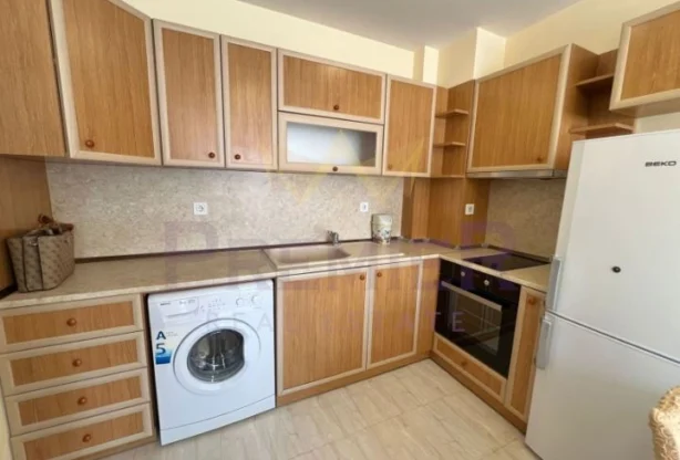 Агенция за недвижими имоти - Имоти Премиер - имот - 1219303, Цена: 400 EUR