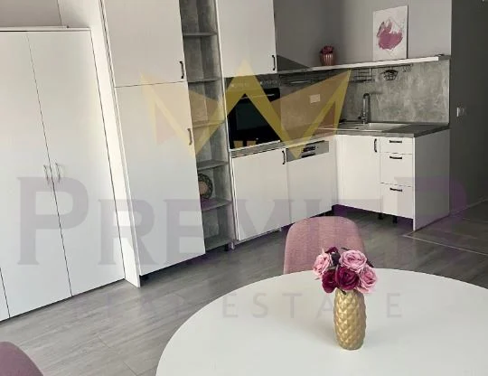 Агенция за недвижими имоти - Имоти Премиер - имот - 1195003, Цена: 700 EUR