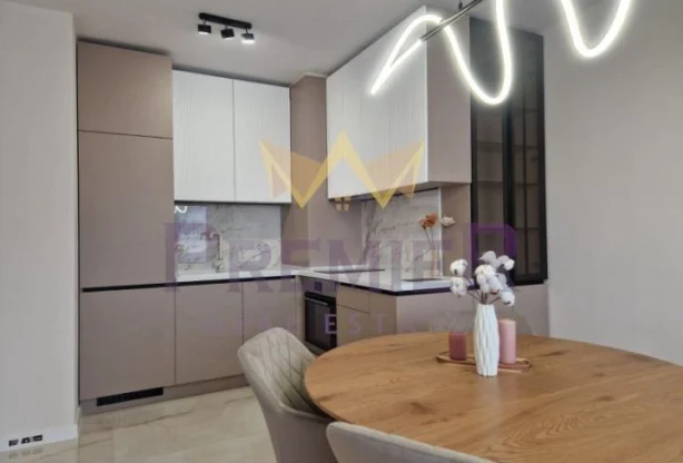 Агенция за недвижими имоти - Имоти Премиер - имот - 1160388, Цена: 650 EUR