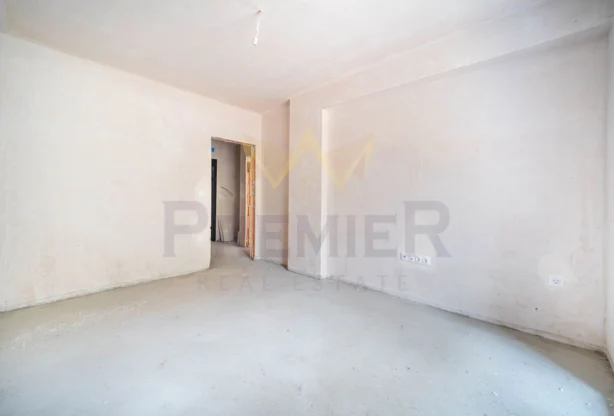 Агенция за недвижими имоти - Имоти Премиер - имот - 1023000, Цена: 109900 EUR