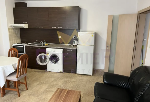 Агенция за недвижими имоти - Имоти Премиер - имот - 1240693, Цена: 450 EUR