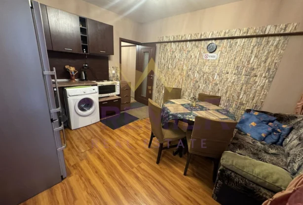 Агенция за недвижими имоти - Имоти Премиер - имот - 880507, Цена: 511.292 EUR