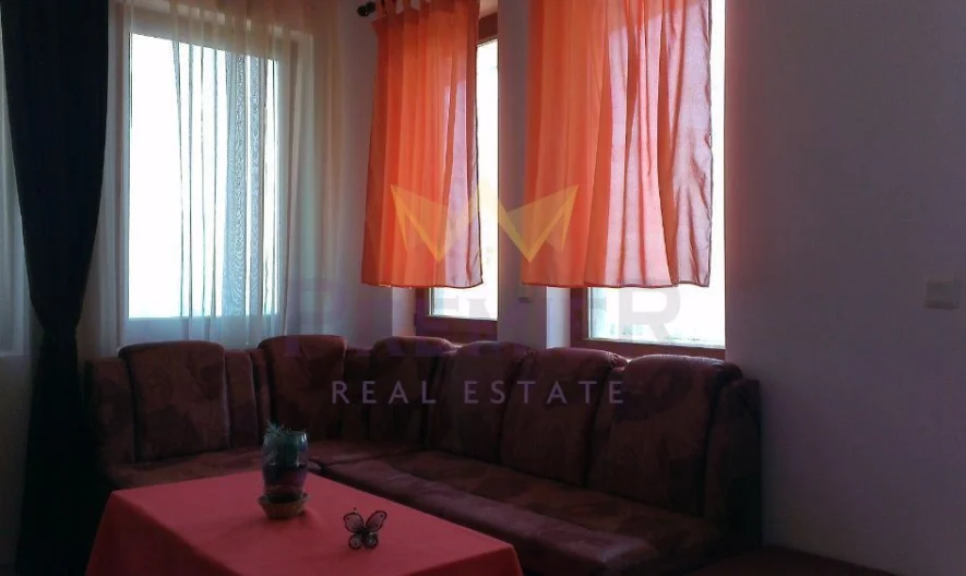 Двустаен апартамент на 300 м от плажа в гр. Бяла -  - снимка 2 - Имоти Премиер