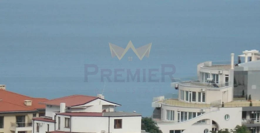 Двустаен апартамент на 300 м от плажа в гр. Бяла -  - снимка 8 - Имоти Премиер