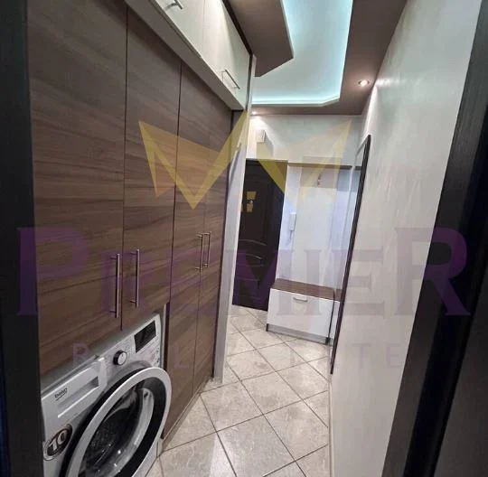 Двустаен апартамент на комуникативна локация в ж.к. Изгрев - - снимка 4 - Имоти Премиер