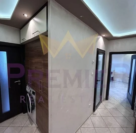 Двустаен апартамент на комуникативна локация в ж.к. Изгрев - - снимка 5 - Имоти Премиер