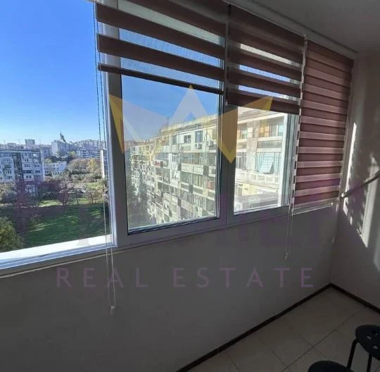 Двустаен апартамент на комуникативна локация в ж.к. Изгрев - - снимка 8 - Имоти Премиер