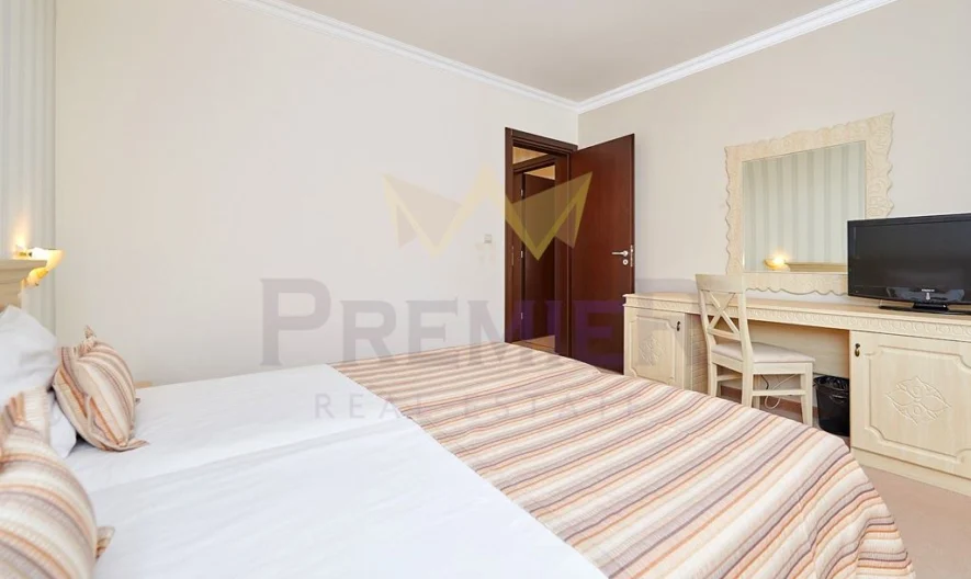 Двустаен апартамент на първа линия в Поморие -  - снимка 2 - Имоти Премиер