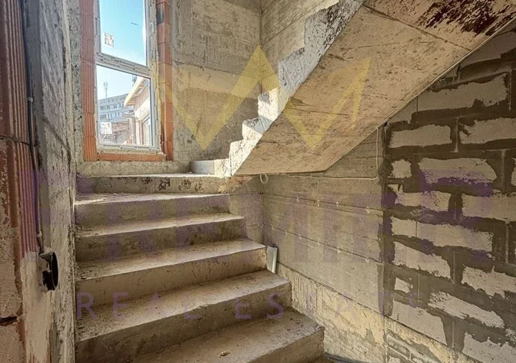 Двустаен Апартамент на централна локация -  - снимка 7 - Имоти Премиер