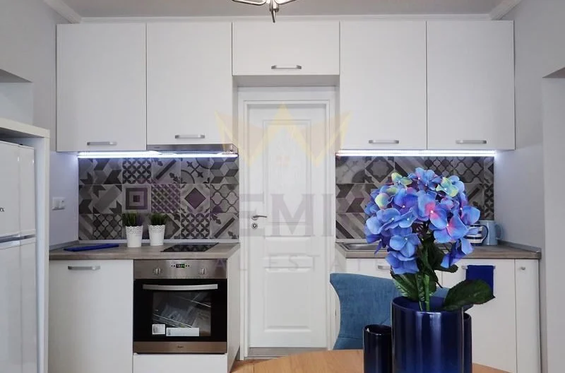 ДВУСТАЕН АПАРТАМЕНТ, НЕПТУН - - снимка 1 - Имоти Премиер