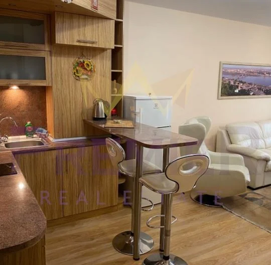 Агенция за недвижими имоти - Имоти Премиер - имот - 1091429, Цена: 600 EUR