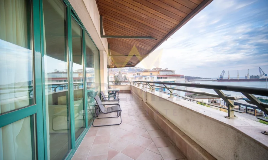 Двустаен апартамент под наем на първа линия в Балчик – невероятна морска панорама! -  - снимка 12 - Имоти Премиер