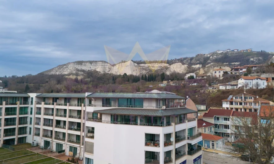 Двустаен апартамент под наем на първа линия в Балчик – невероятна морска панорама! -  - снимка 7 - Имоти Премиер