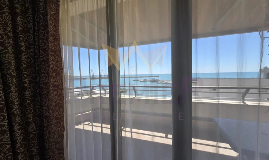 Двустаен апартамент под наем на първа линия в Балчик – невероятна морска панорама! -  - снимка 8 - Имоти Премиер