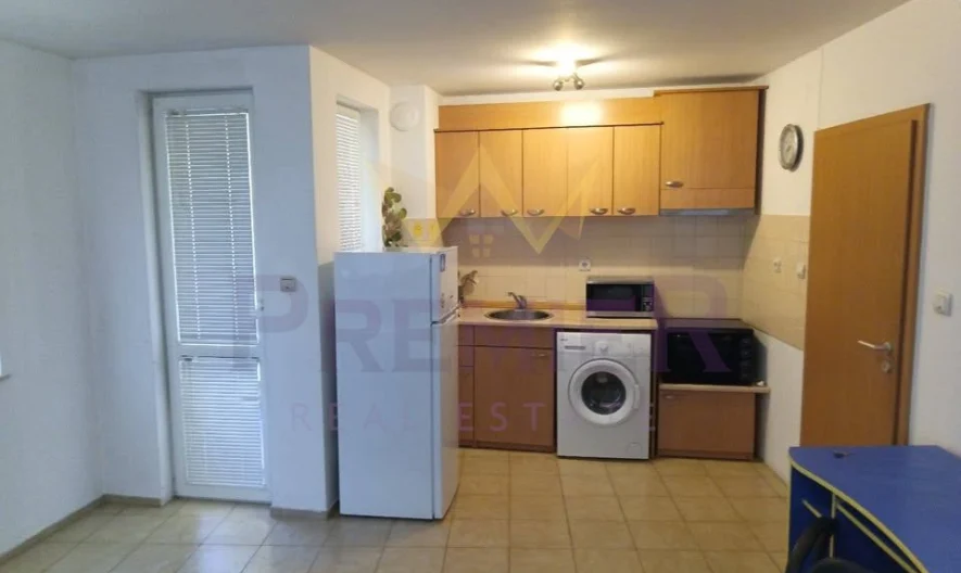 ДВУСТАЕН АПАРТАМЕНТ, ПОГРЕБИ -  - снимка 1 - Имоти Премиер