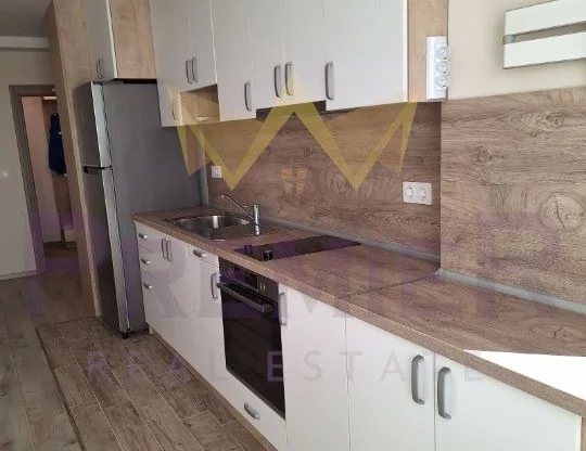 Агенция за недвижими имоти - Имоти Премиер - имот - 1016650, Цена: 800 EUR