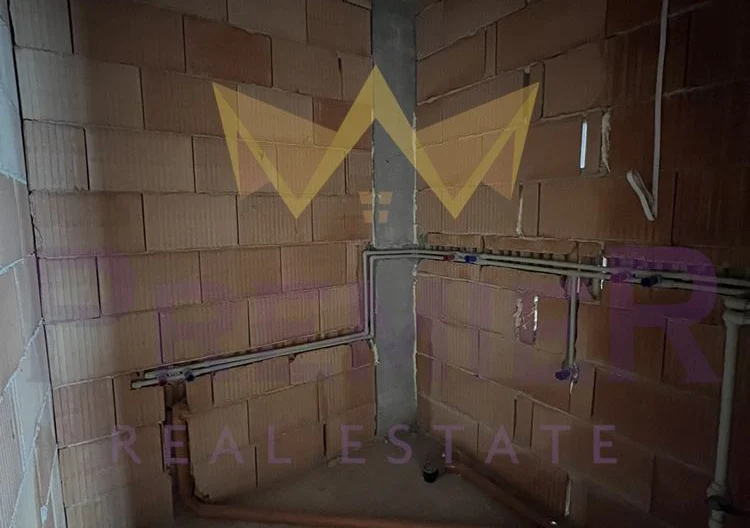 ДВУСТАЕН АПАРТАМЕНТ пред акт 16, м-т Пчелина -  - снимка 7 - Имоти Премиер