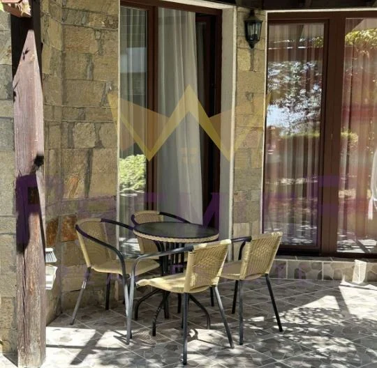 двустаен апартамент с частен двор и басейн в Кошарица. - - снимка 13 - Имоти Премиер