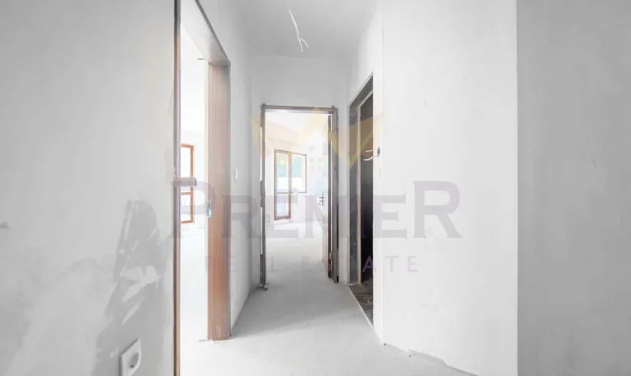 Двустаен апартамент с отлична локация ,на метри от алеята на гр.Балчик. -  - снимка 6 - Имоти Премиер