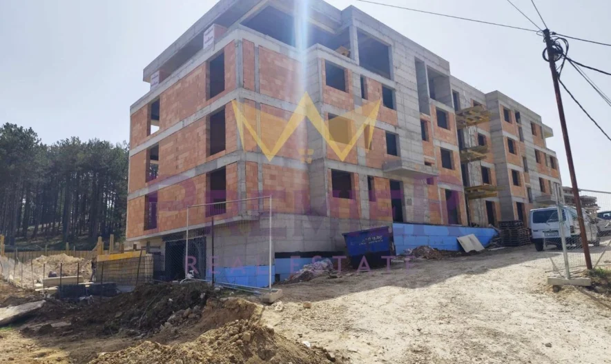 ДВУСТАЕН АПАРТАМЕНТ С ПАРКОМЯСТО И ПАНОРАМА Виница -  - снимка 12 - Имоти Премиер