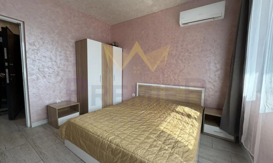 Двустаен апартамент с паркомясто, затворен комплекс, Галата -  - снимка 5 - Имоти Премиер