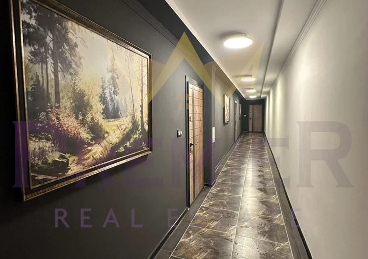 Двустаен апартамент с просторна лоджия и частен двор в затворен комплекс. - - снимка 4 - Имоти Премиер