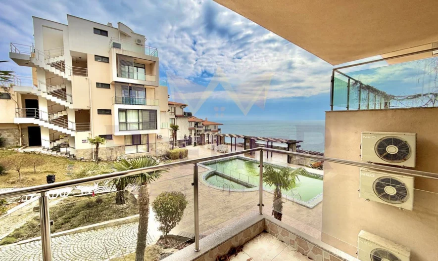 Двустаен апартамент с включено паркомясто в цената, морска гледка в комплекс „Долче Вита 2“, Свети Влас -  - снимка 1 - Имоти Премиер