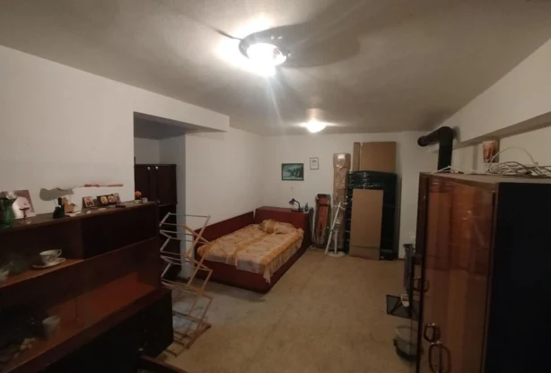 Агенция за недвижими имоти - Имоти Премиер - имот - 1246808, Цена: 135000 EUR