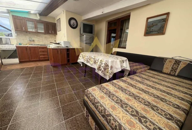 Агенция за недвижими имоти - Имоти Премиер - имот - 1202693, Цена: 400 EUR