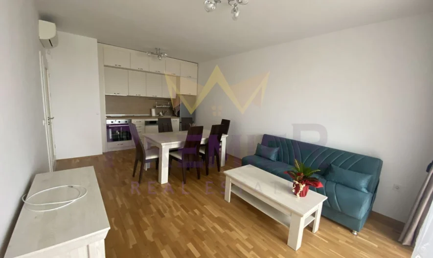 ДВУСТАЕН АПАРТАМЕНТ СВ.СВ. КОНСТАНТИН И ЕЛЕНА -  - снимка 1 - Имоти Премиер