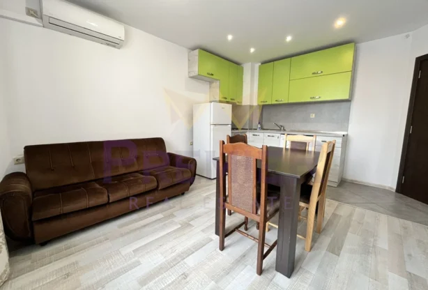 Агенция за недвижими имоти - Имоти Премиер - имот - 1100017, Цена: 409.0336 EUR