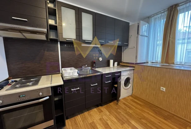 Агенция за недвижими имоти - Имоти Премиер - имот - 1182059, Цена: 500 EUR