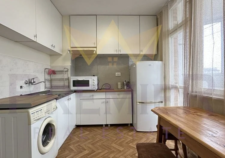 ДВУСТАЕН АПАРТАМЕНТ,  ЦЕНТЪР -  - снимка 1 - Имоти Премиер