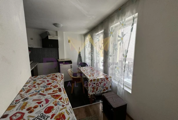 Агенция за недвижими имоти - Имоти Премиер - имот - 1247178, Цена: 400 EUR