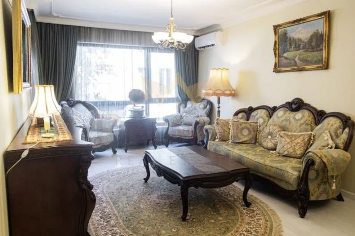 ДВУСТАЕН АПАРТАМЕНТ, ЦЕНТЪР - - снимка 2 - Имоти Премиер