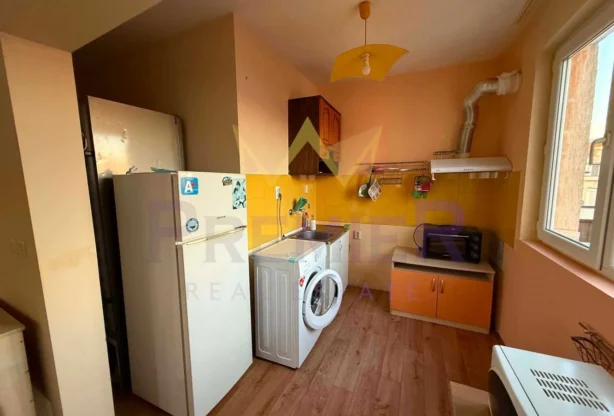 Агенция за недвижими имоти - Имоти Премиер - имот - 1223173, Цена: 400 EUR