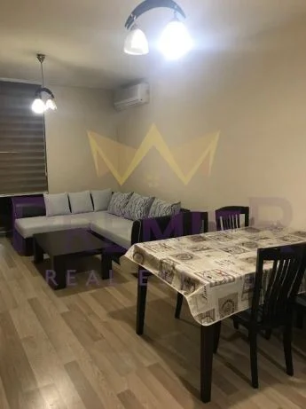 ДВУСТАЕН АПАРТАМЕНТ ЦВЕТЕН КВАРТАЛ -  - снимка 1 - Имоти Премиер