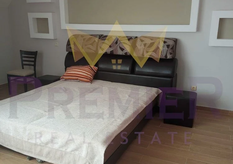 ДВУСТАЕН АПАРТАМЕНТ В ГАЛАТА - - снимка 3 - Имоти Премиер