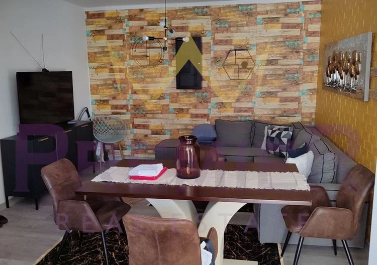 Двустаен апартамент в гр. Балчик - - снимка 1 - Имоти Премиер