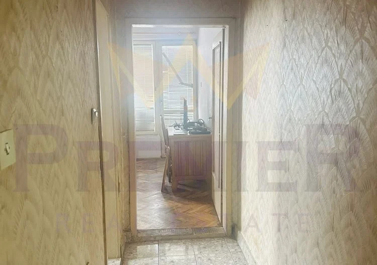 Двустаен апартамент в гр. Долни Чифлик, обл.Варна -  - снимка 19 - Имоти Премиер