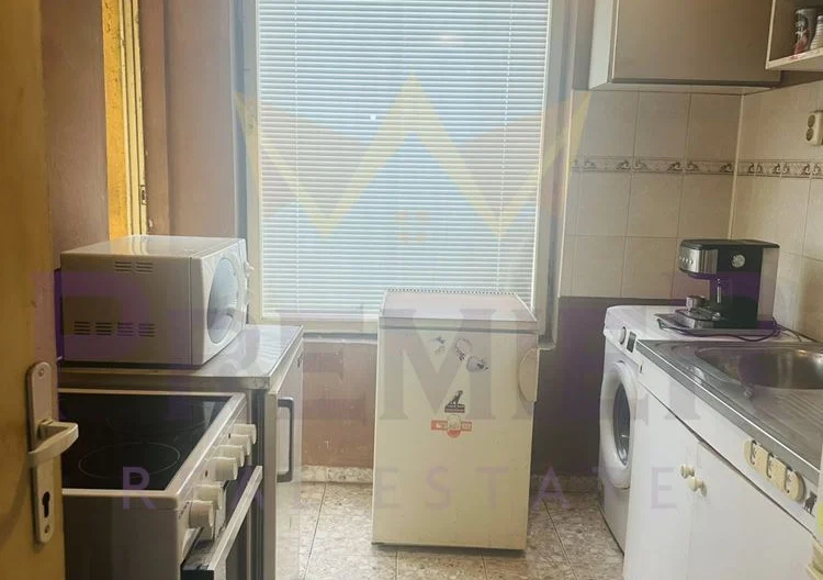 Двустаен апартамент в гр. Долни Чифлик, обл.Варна -  - снимка 7 - Имоти Премиер