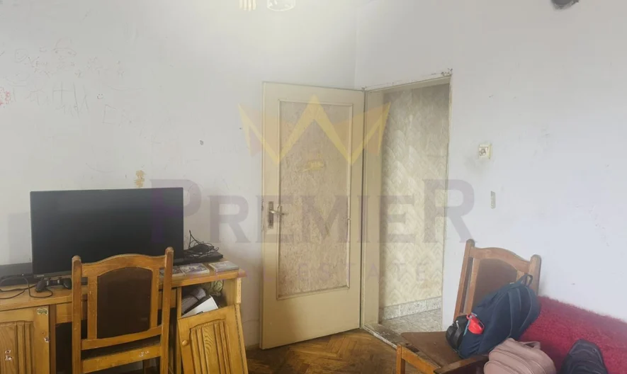 Двустаен апартамент в гр. Долни Чифлик, обл.Варна -  - снимка 8 - Имоти Премиер