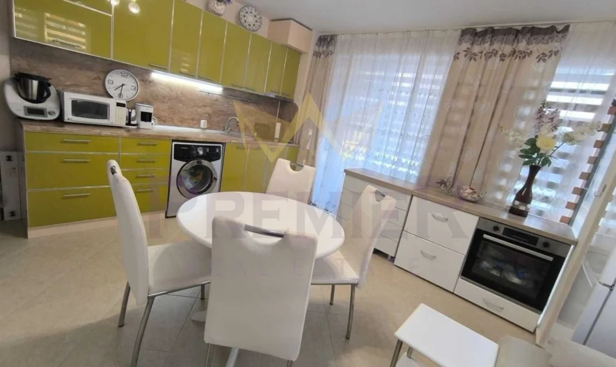 Двустаен апартамент в гр Поморие - - снимка 1 - Имоти Премиер