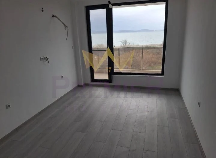 Двустаен апартамент в град Поморие -  - снимка 3 - Имоти Премиер