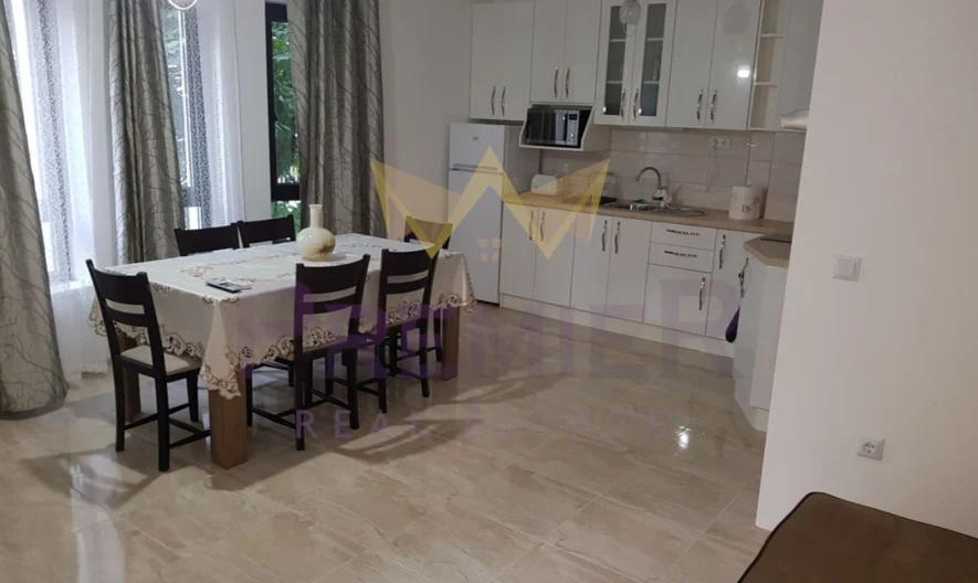 ДВУСТАЕН АПАРТАМЕНТ В ГРЪЦКА МАХАЛА -  - снимка 1 - Имоти Премиер