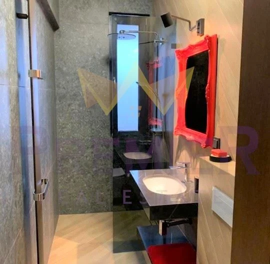 Двустаен апартамент в Идеален център -  - снимка 8 - Имоти Премиер