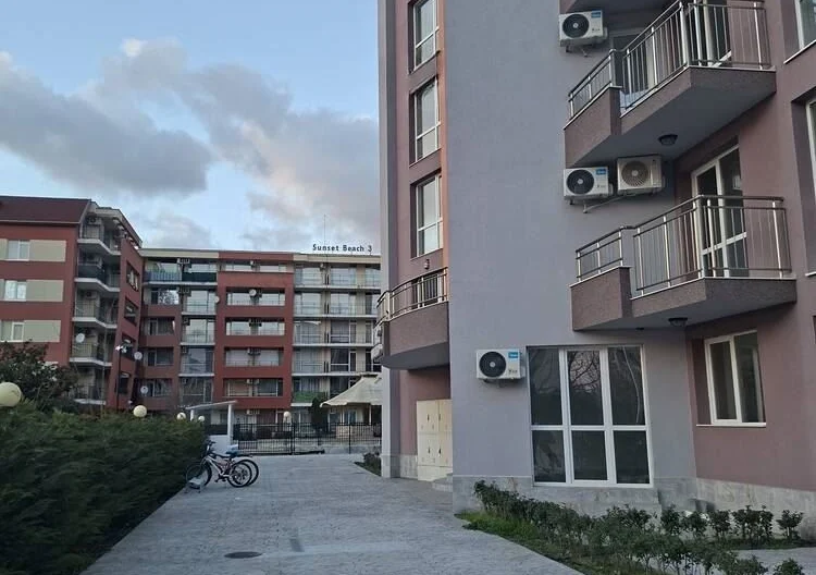 Двустаен апартамент в к.к. Слънчев бряг -  - снимка 12 - Имоти Премиер